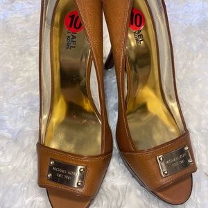 michael kors heels